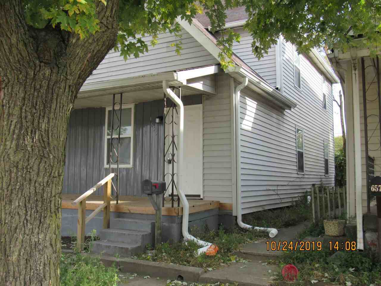 655 Birch Ave - Photo 3 of 14