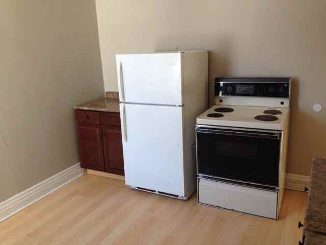 315 2-315 Redwood Avenue - Photo 2 of 9