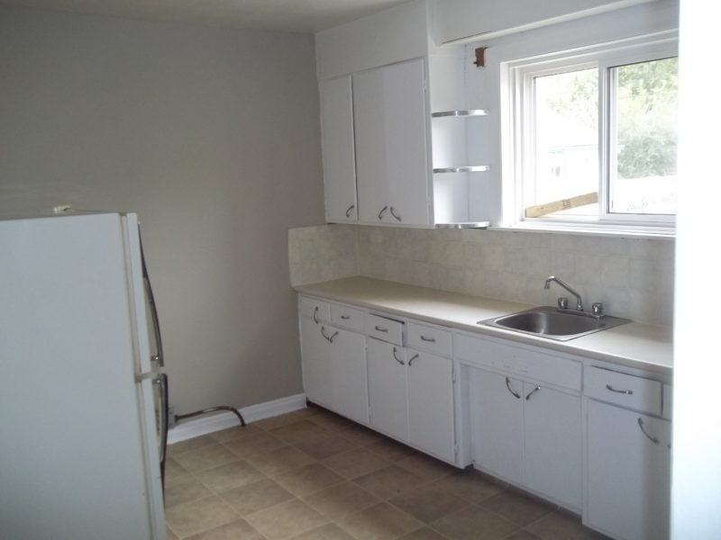 808 Burnell Street - Photo 3 of 15