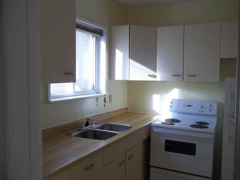 282 b Eugenie Street - Photo 3 of 18