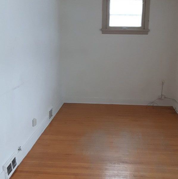 316 2-316 Redwood Avenue - Photo 3 of 5