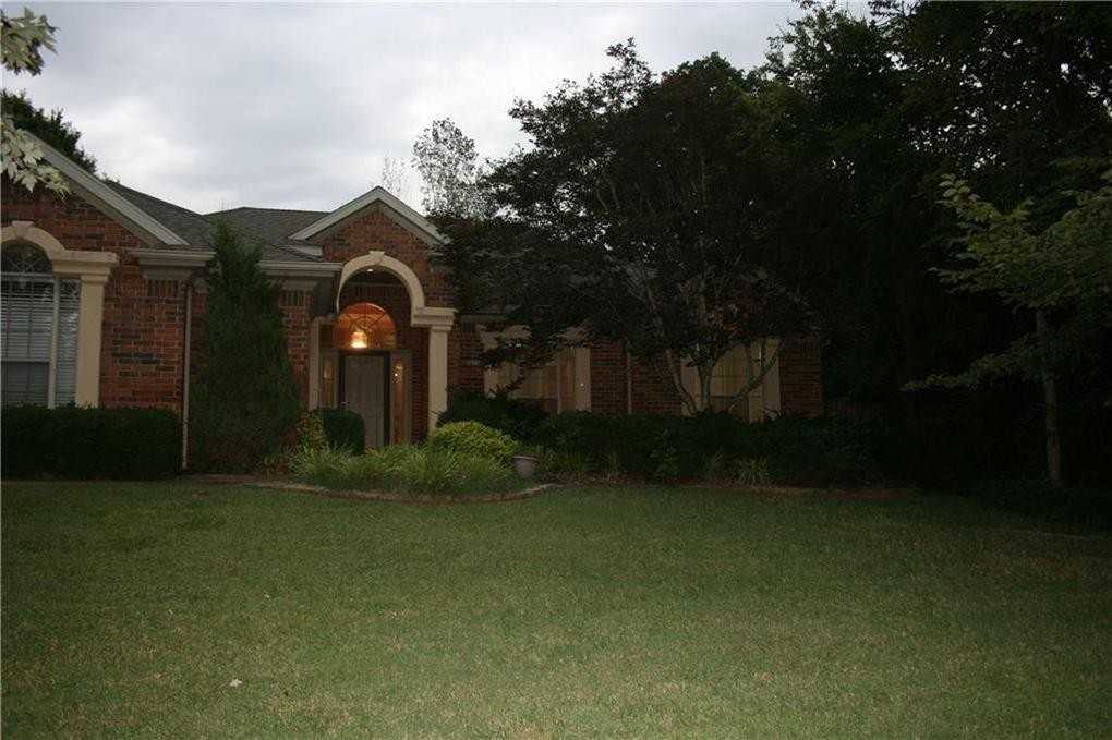 2876 S Club Oak Dr - Photo 2 of 24