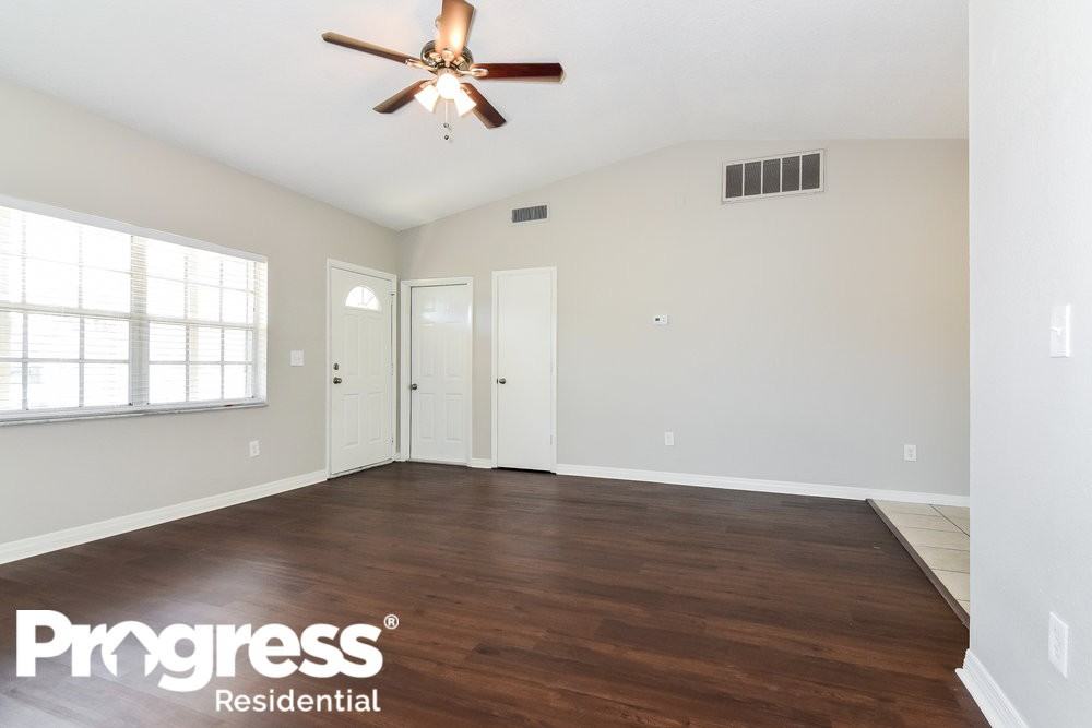 14515 Farm Hills Pl - Photo 2 of 15