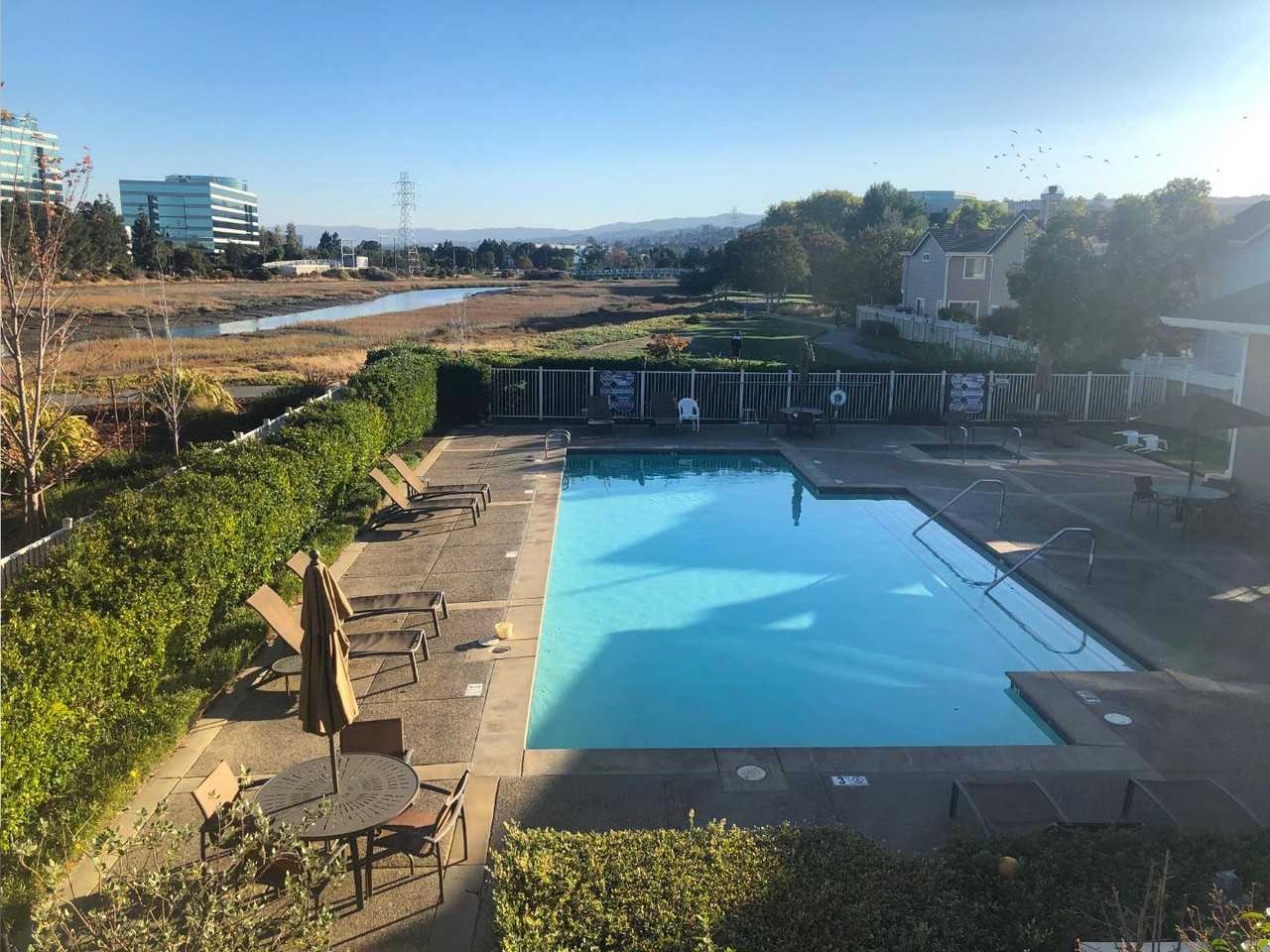 105 Farallon Dr - Photo 2 of 12