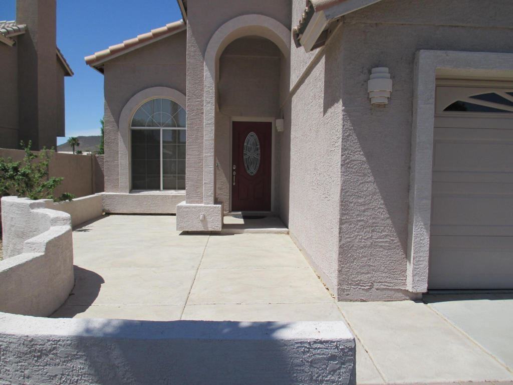 5218 W Pontiac Dr - Photo 3 of 22