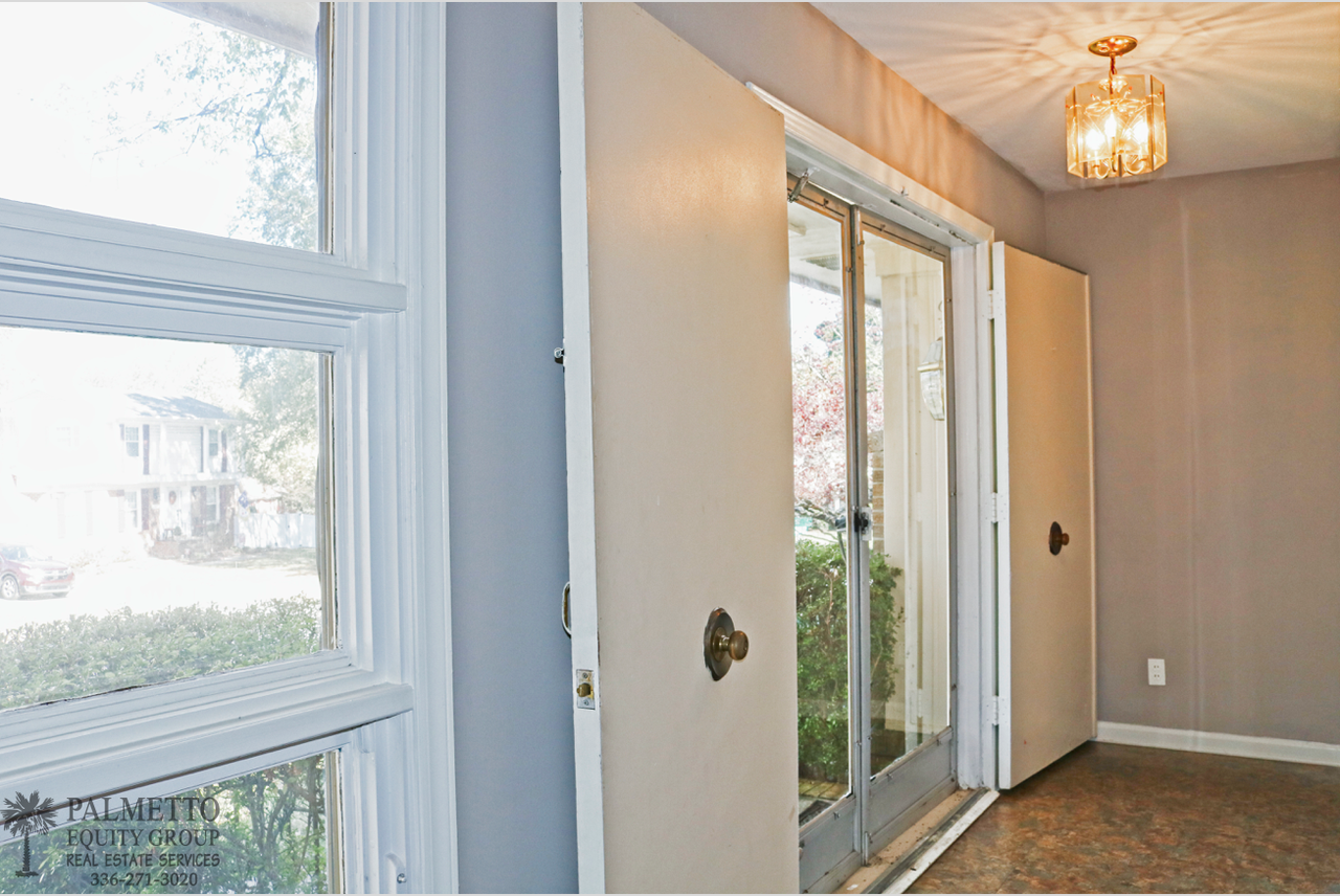 2601 Dulaire Road - Photo 3 of 21