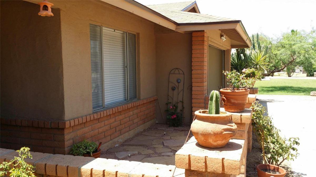 5333 E Hearn Rd - Photo 2 of 20