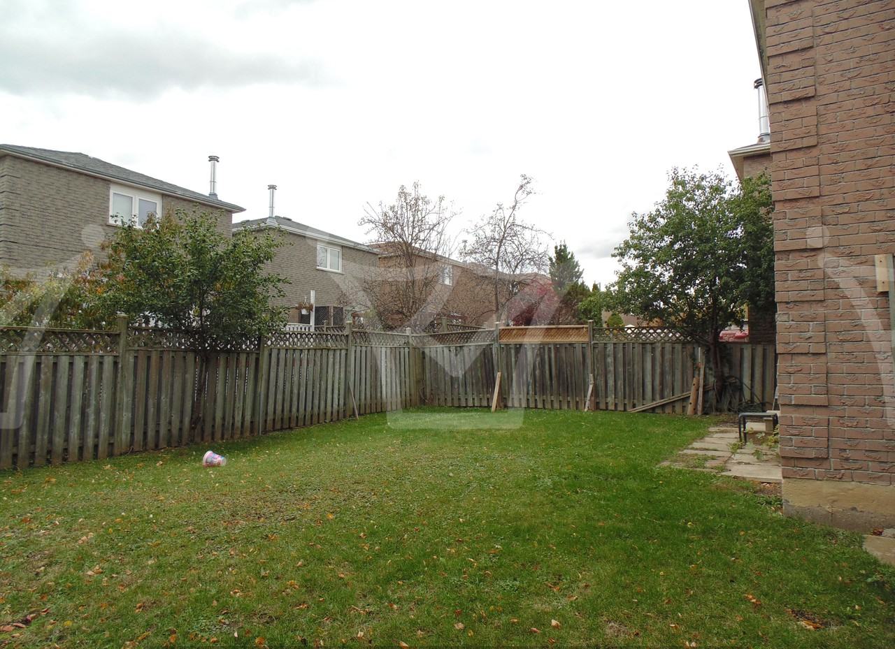 68 Leach Drive - Photo 3 of 26