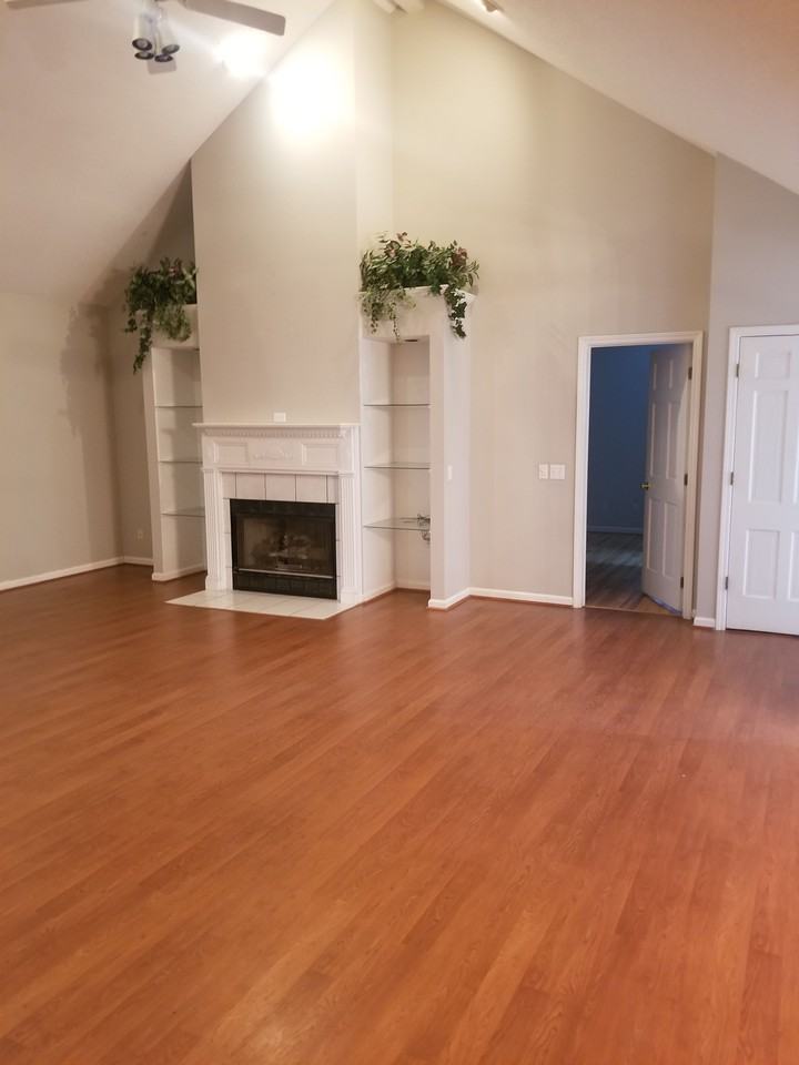 600 Powell Street - Photo 2 of 9