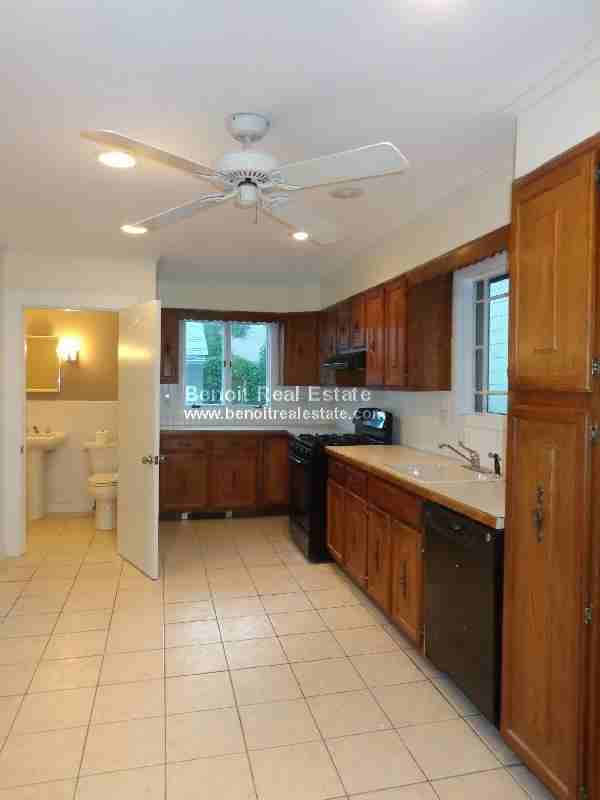 36 Sewall St - Photo 3 of 15