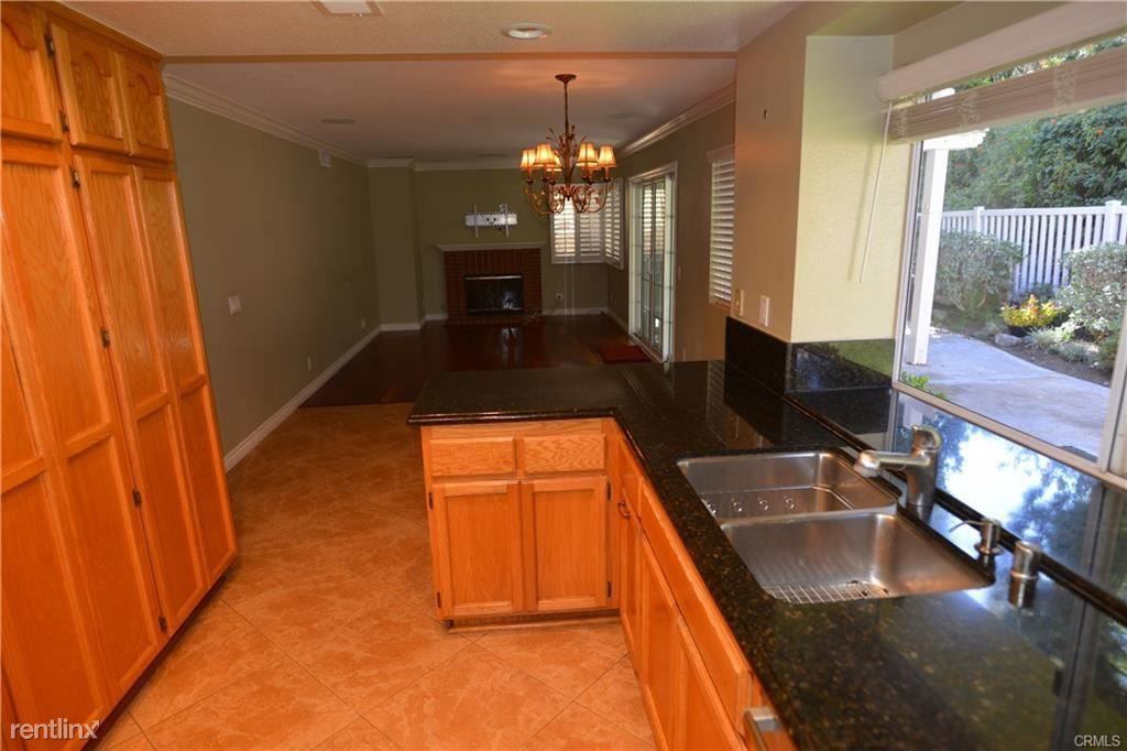 24551 Kings Vw - Photo 3 of 10