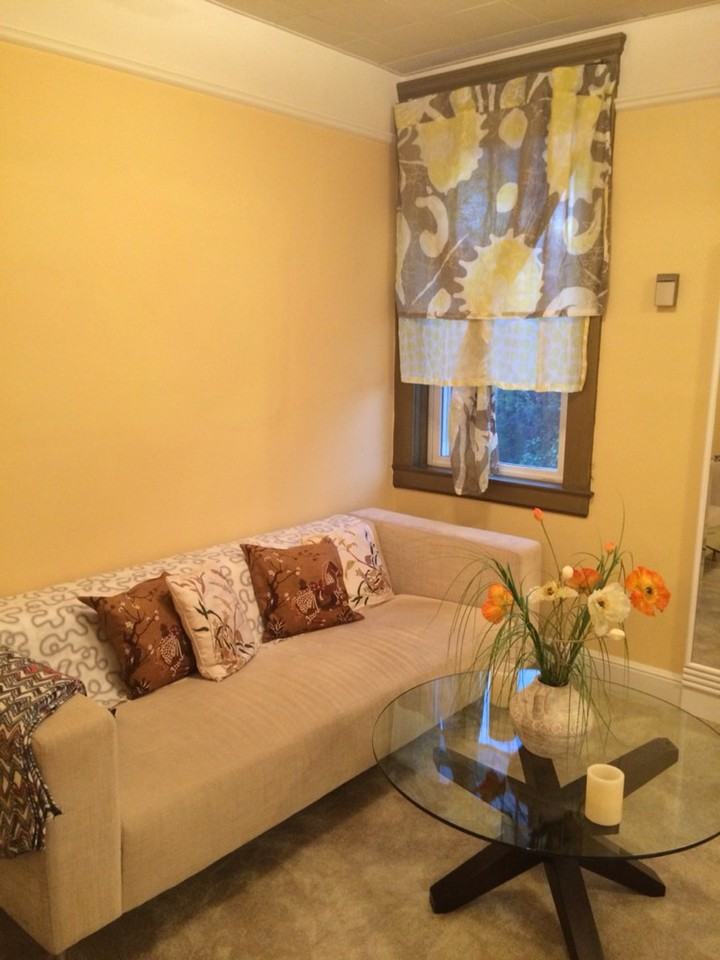 1144 Ingerson Ave - Photo 2 of 5