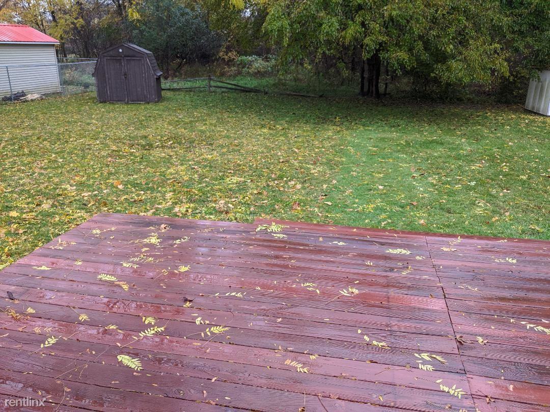 202 Swanson Rd - Photo 2 of 8