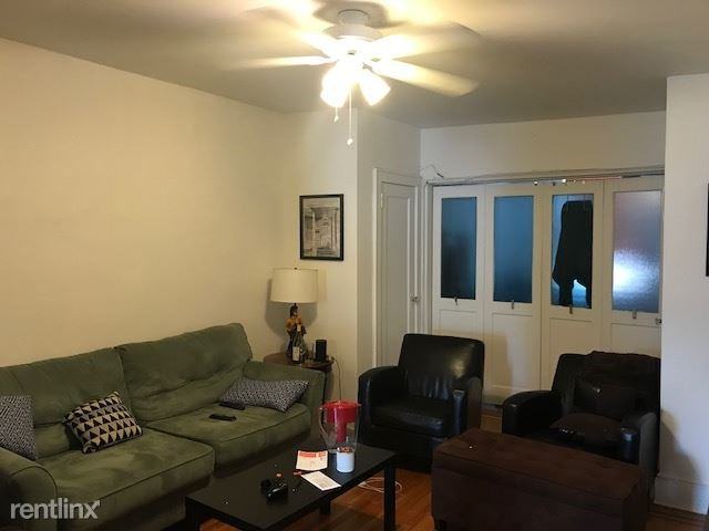 407 Washington St - Photo 3 of 7