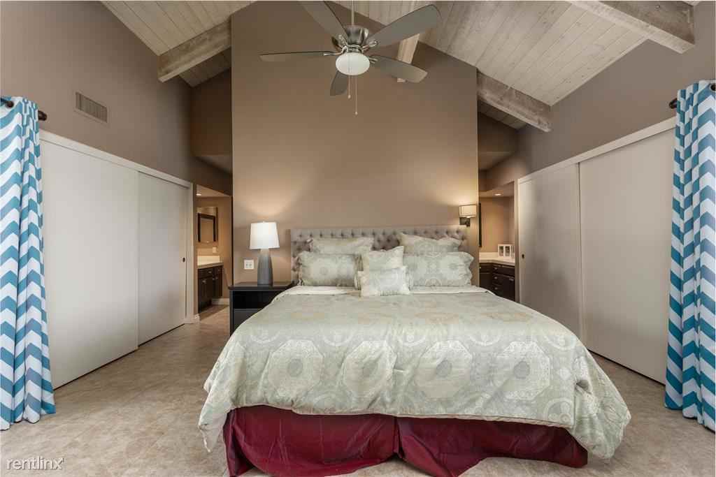 467 Sunningdale Dr - Photo 2 of 12