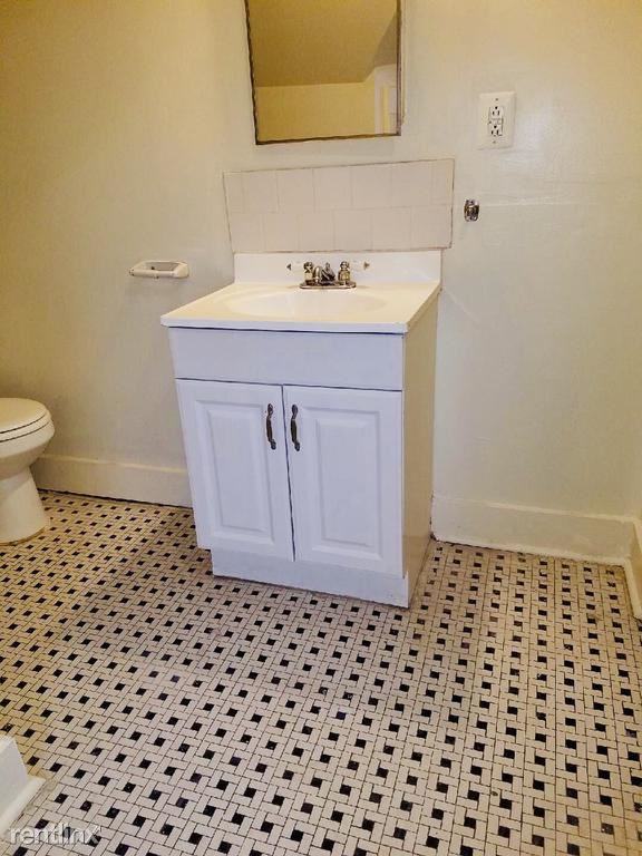 2217 Elsinore Ave #3 - Photo 2 of 9