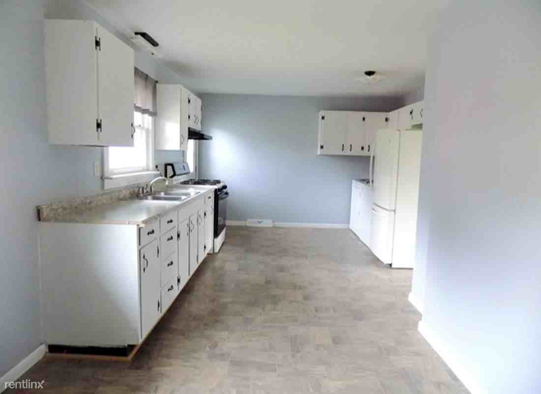 119 West Main Street - Photo 3 of 14