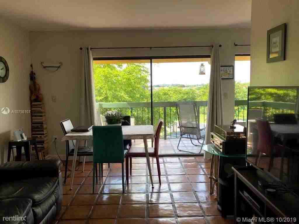 1350 Sw 122nd Ave 413 - Photo 2 of 10