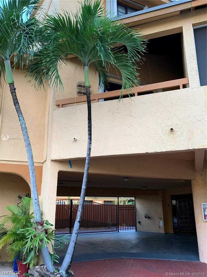 1615 Sw 122nd Ave 12-9 - Photo 3 of 10