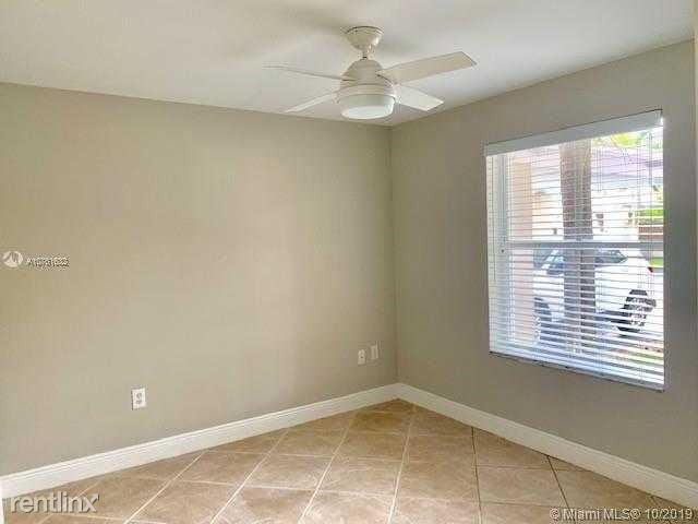 5431 Sw 70th Pl N - Photo 3 of 10