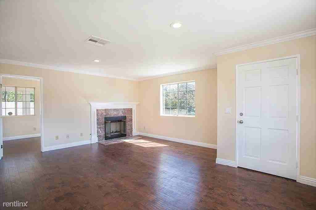 Gemini Haus - Photo 2 of 8