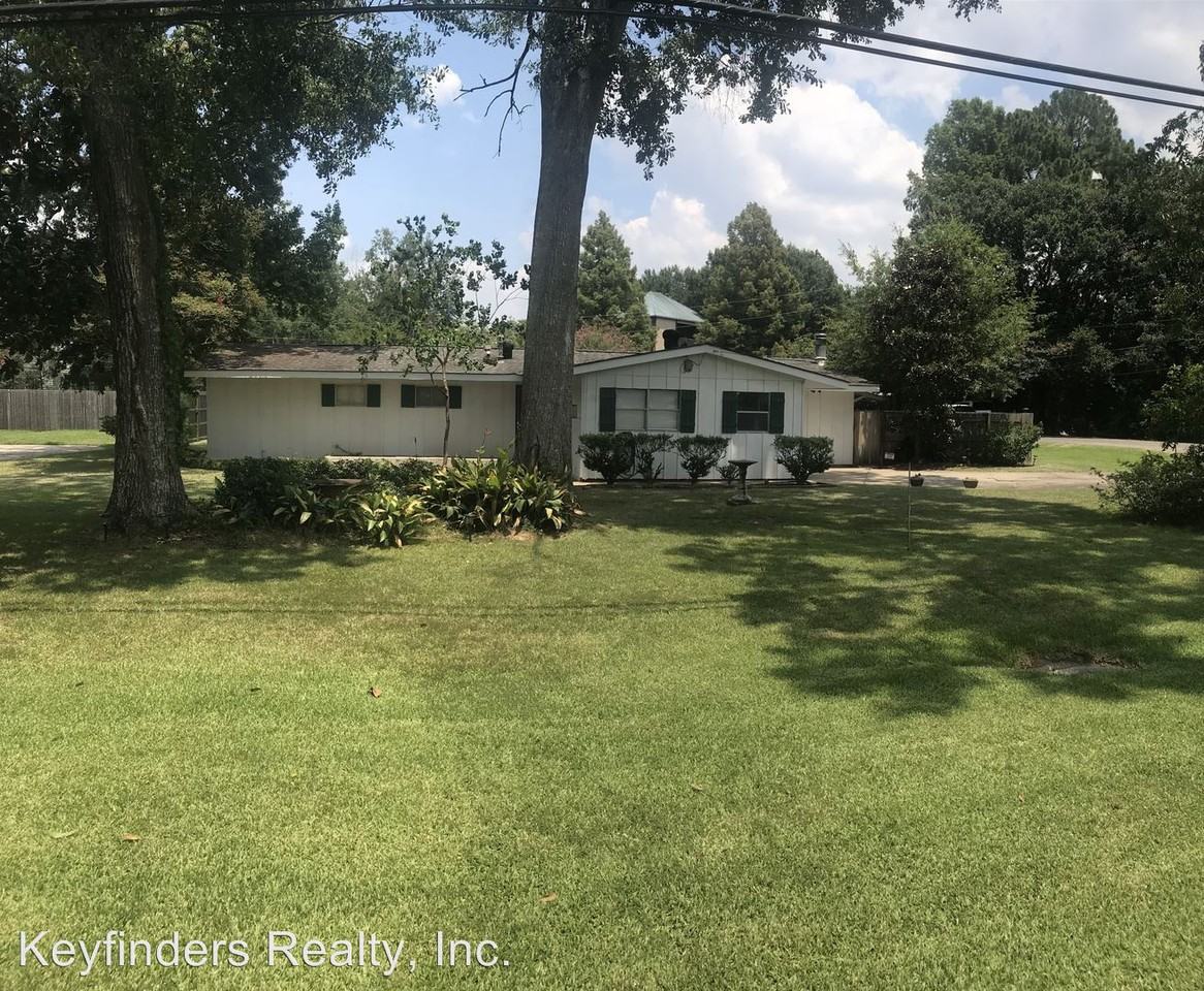 8675 Forest Hill Drive - Photo 2 of 23