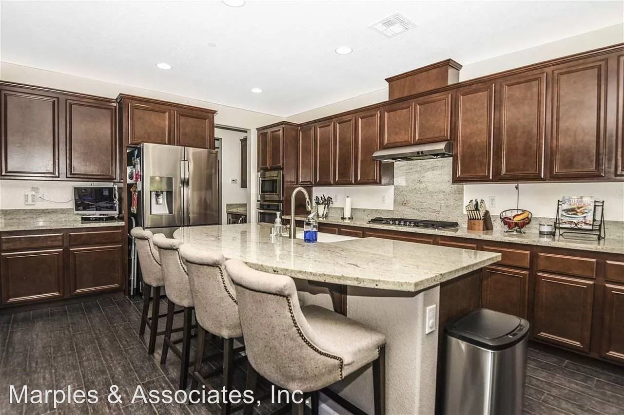 1066 Steeple Boulevard - Photo 3 of 17