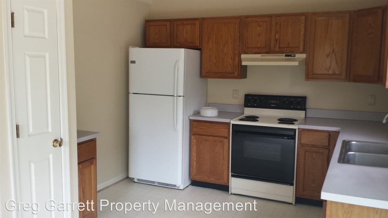 6143 Allmondsville Road - Photo 3 of 10