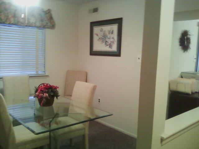 Hillcrest Apartments - Photo 2 of 4