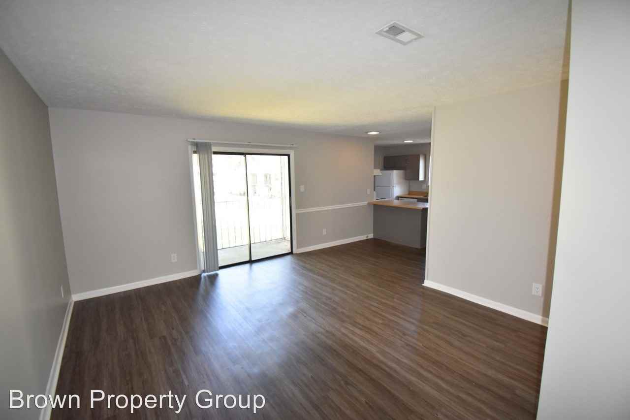 Applewood Village Apartments - Photo 2 of 11