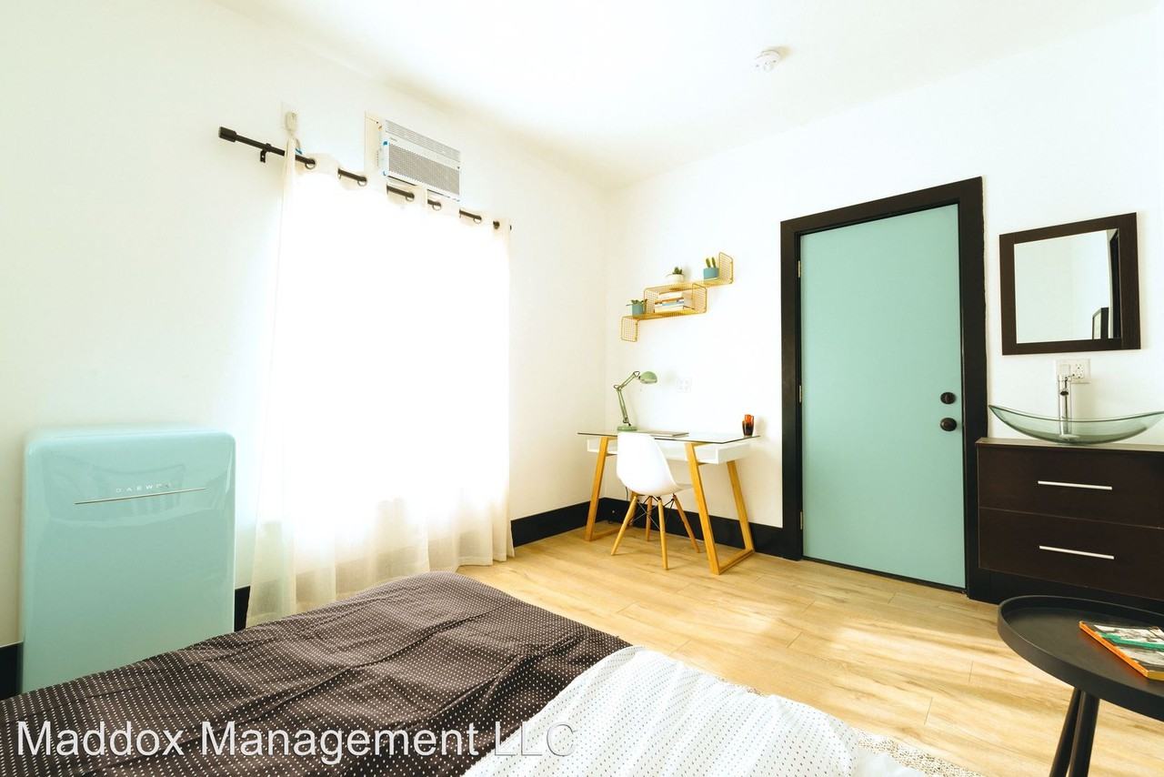 2612 N Idell St - Photo 2 of 6