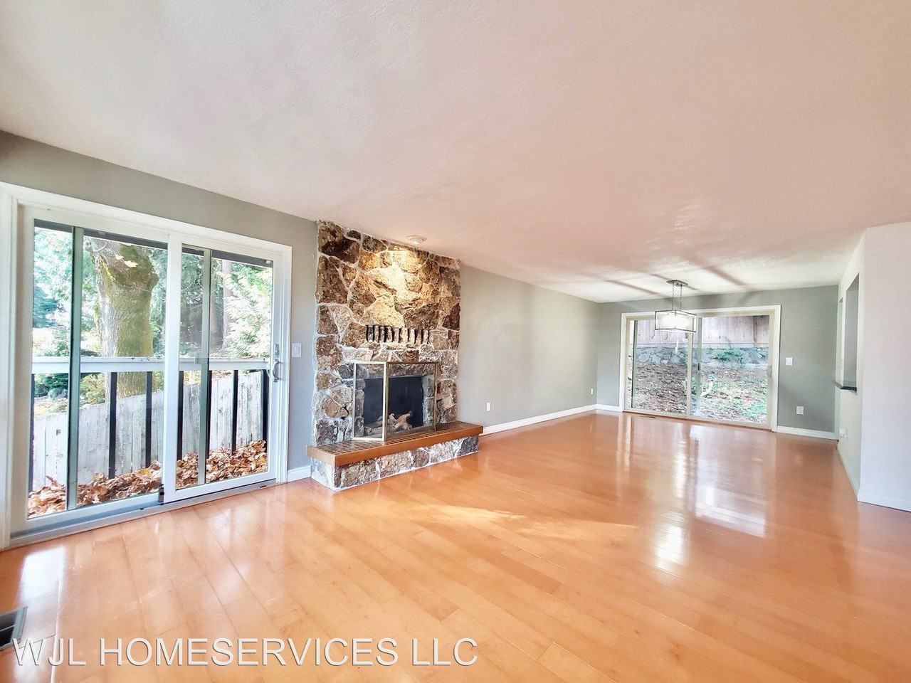 21804 3rd Dr Se - Photo 3 of 24