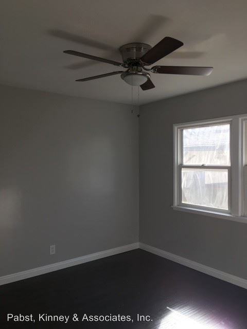 3255 Sandoval Ave. - Photo 3 of 16