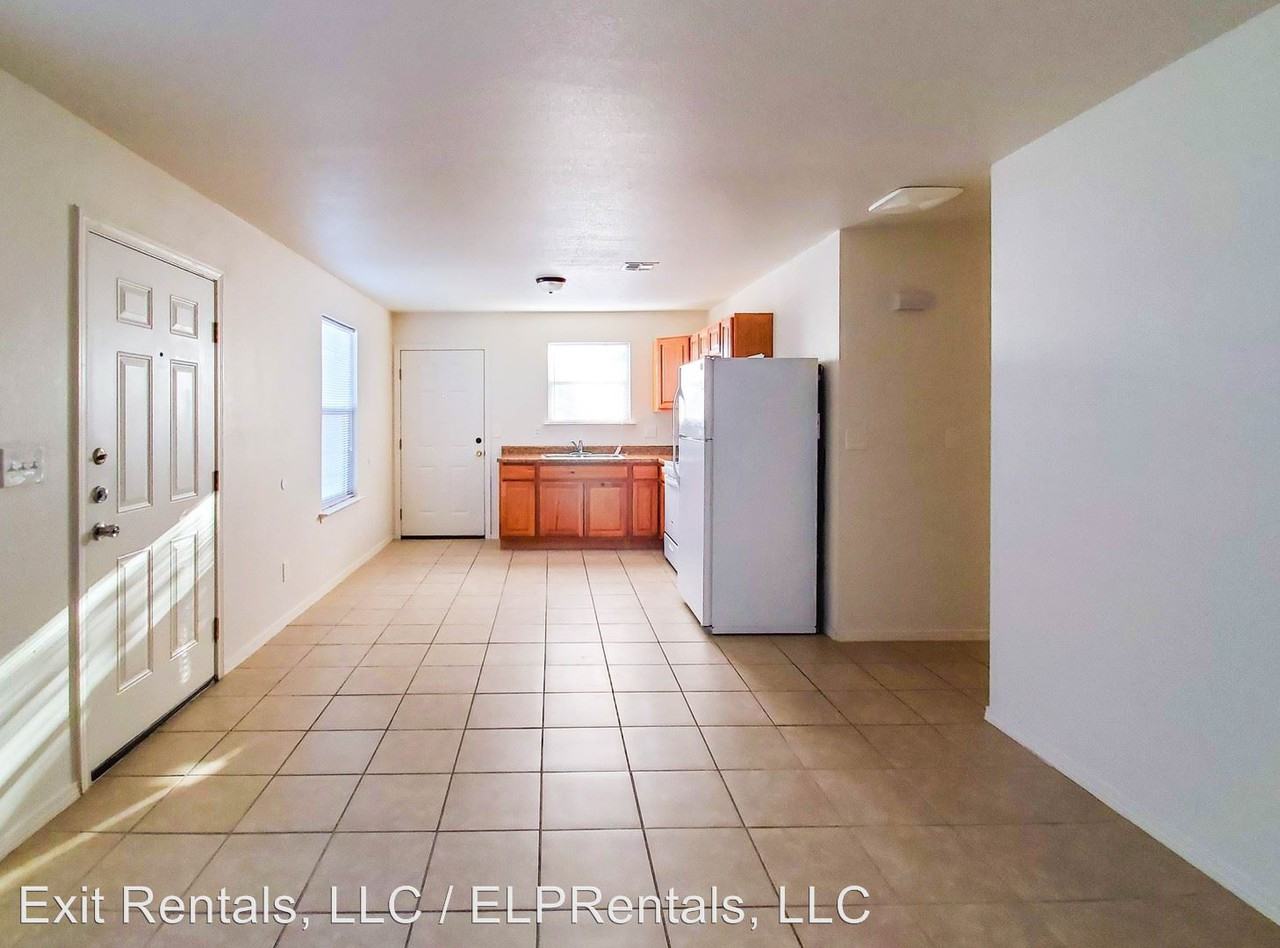 6262 Patria - Photo 3 of 10