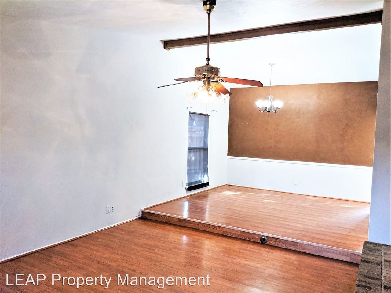 4039 Star Trek Ln - Photo 2 of 21