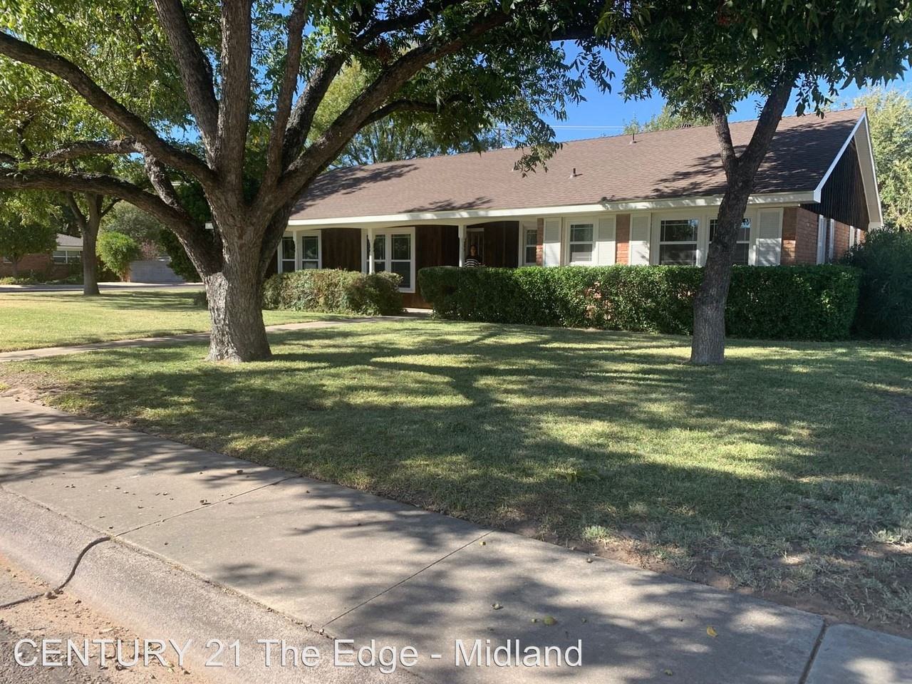 2412 W Shandon Ave - Photo 2 of 18