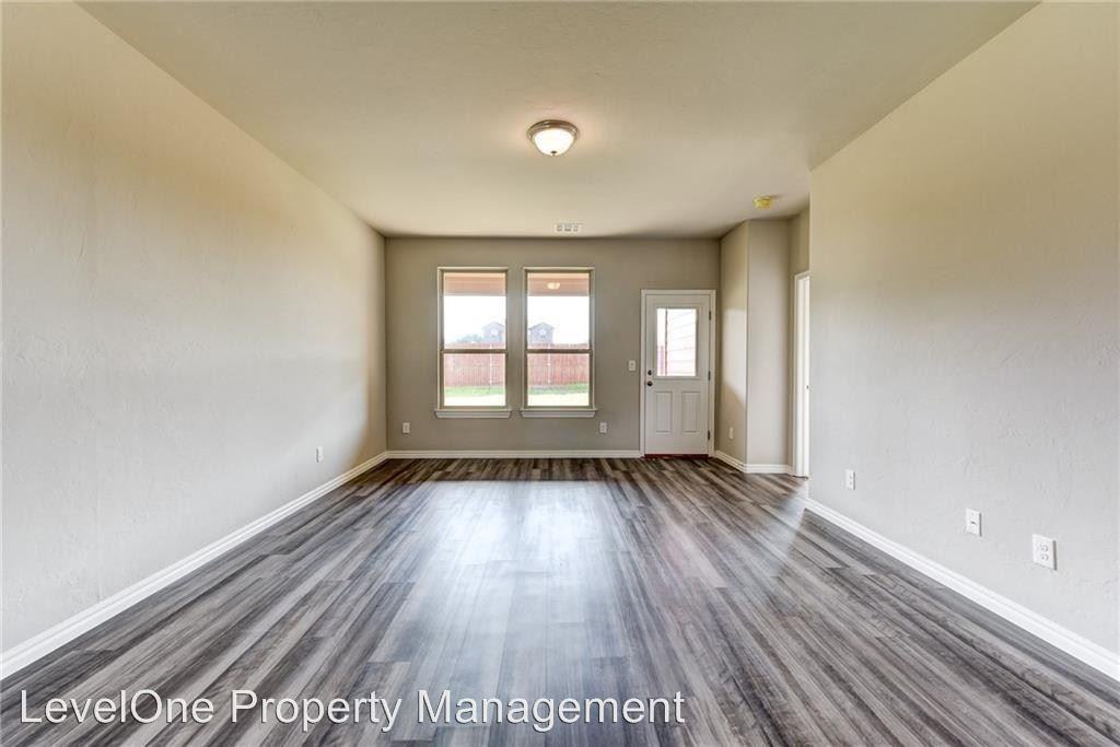 14808 Slippery Falls Circle - Photo 3 of 15