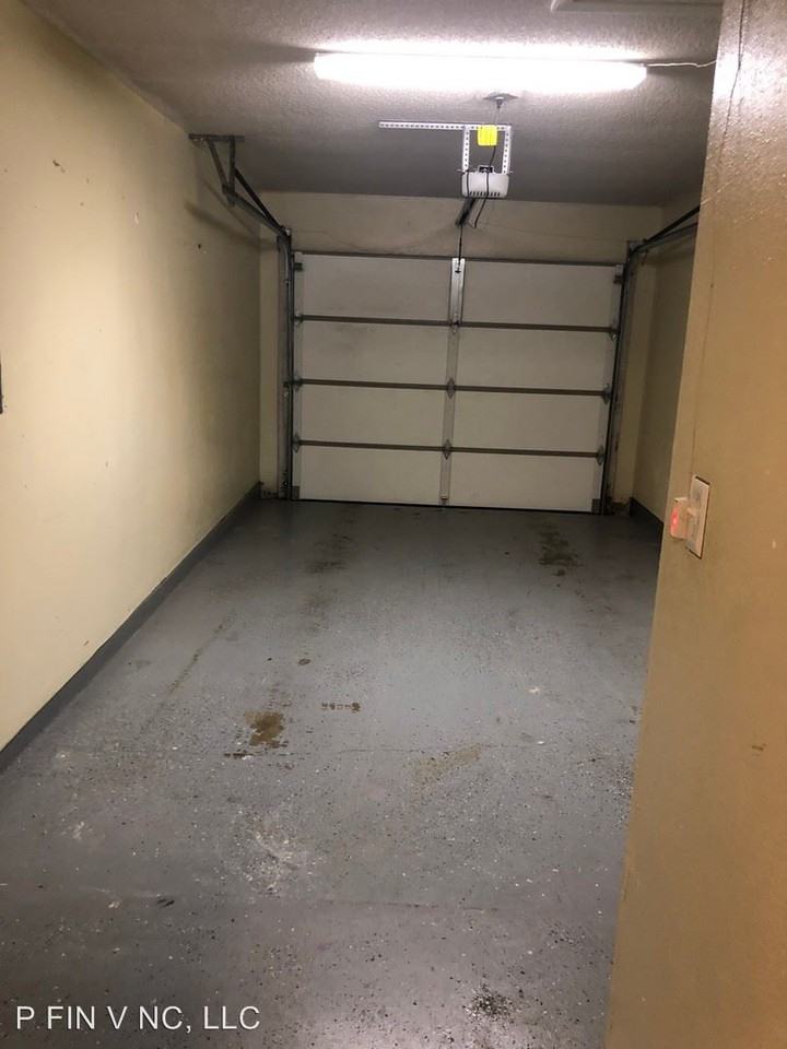 200 Barrow Ct - Photo 2 of 4