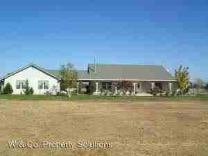 16750 Evergreen Rd A - Photo 2 of 4