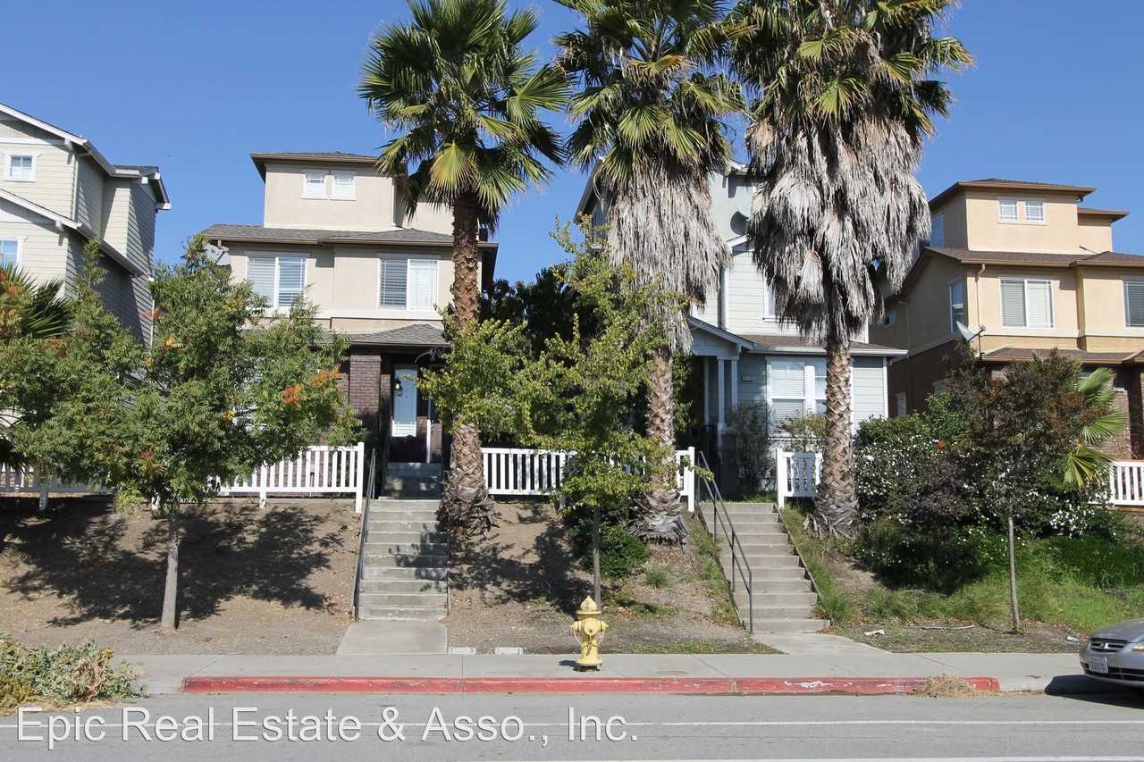 5120 North First Street - Photo 3 of 29