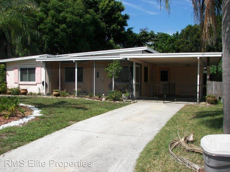 5160 102nd Way - Photo 2 of 16