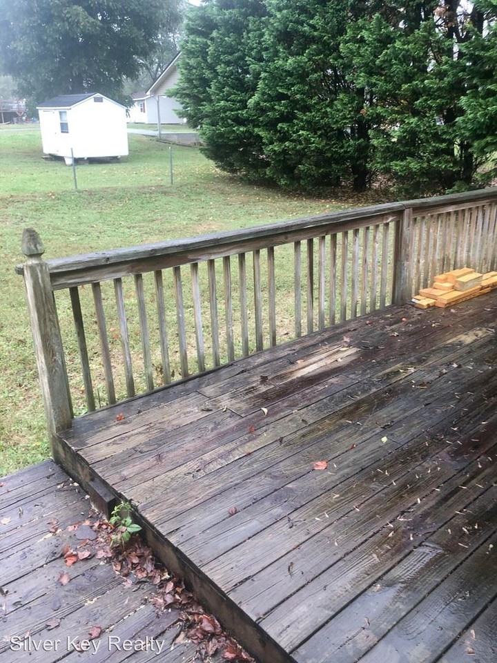 1014 Wright Street - Photo 2 of 16