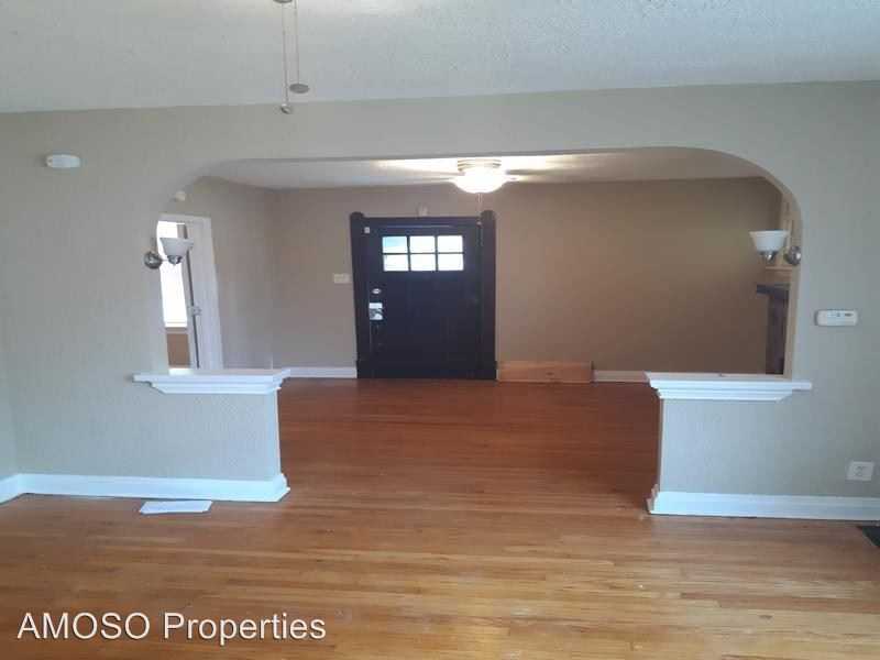 215 Emerling Dr - Photo 3 of 13