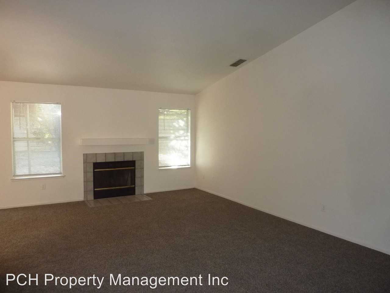 1355 Windemere Court - Photo 3 of 8