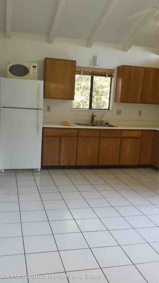 50B 50-B Koki Pl. - Photo 2 of 7