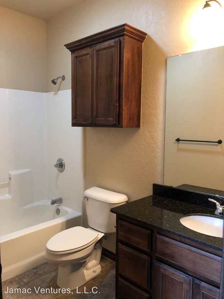 101 Aspen Lane - Photo 2 of 6