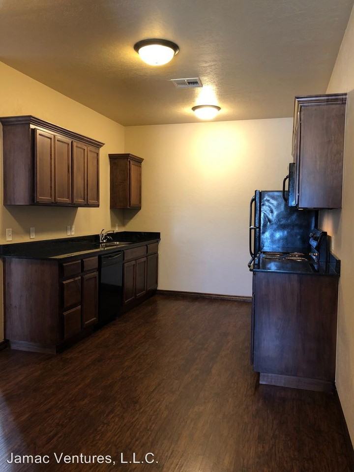 101 Aspen Lane - Photo 3 of 6