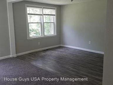 9120 E 43rd St - Photo 3 of 8