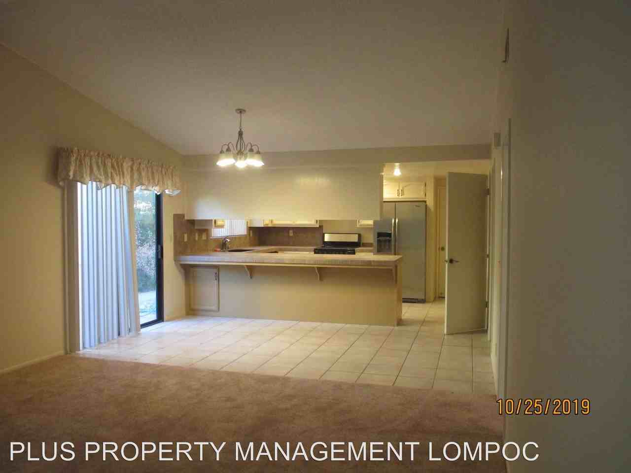 160 Galaxy Way - Photo 2 of 14