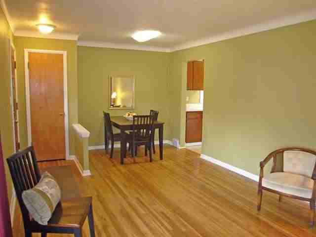 1027 W Arrowhead Rd - Photo 3 of 16